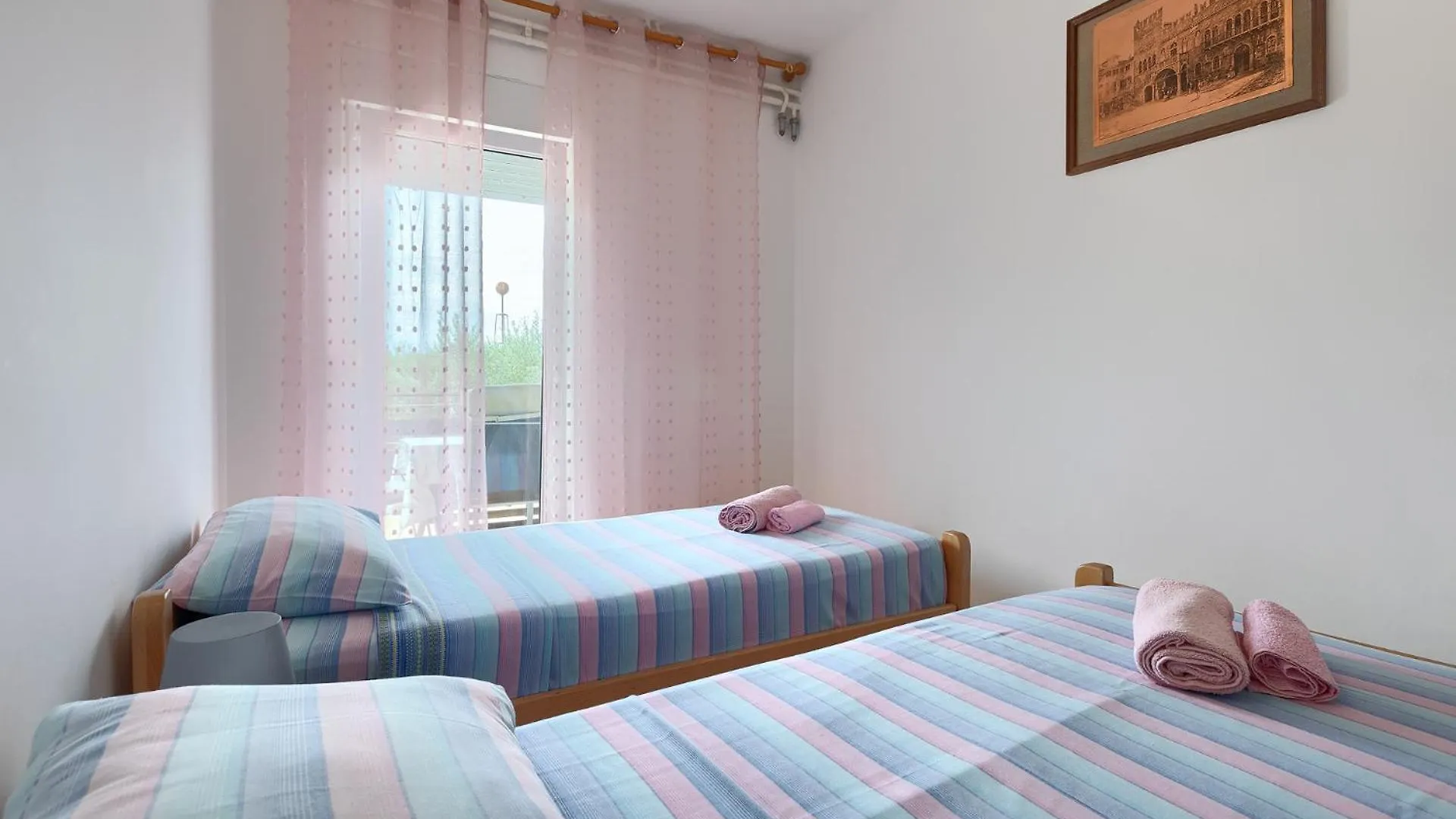 Apartments Erla Banjole