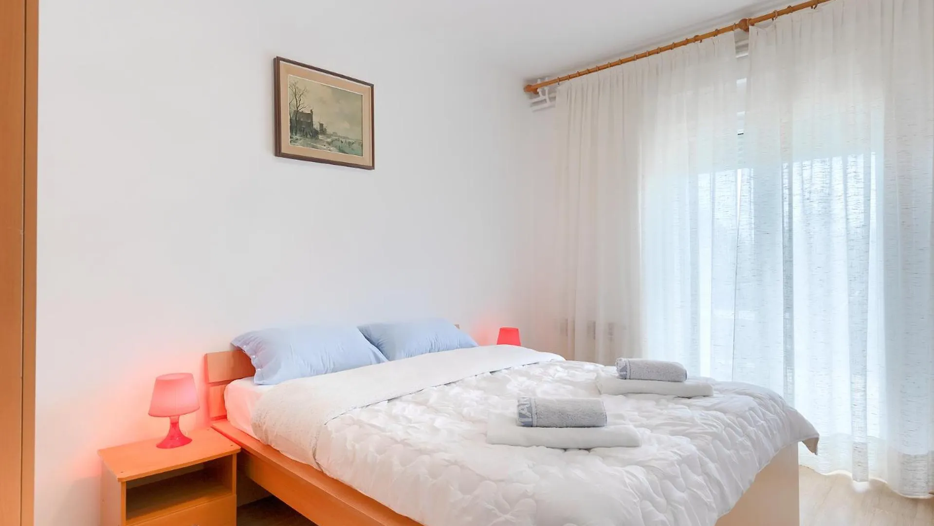 Apartments Erla Banjole